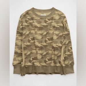 American Eagle  Sweatshiet Oversized Camouflage Sweater Women’s Size: Medium